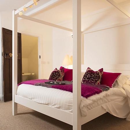セント・オーステル The Grange Bed & Breakfast エクステリア 写真