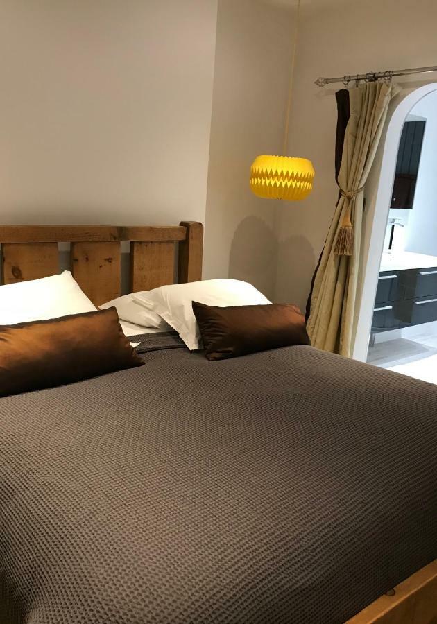 セント・オーステル The Grange Bed & Breakfast エクステリア 写真